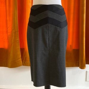 BCBGMAXAZRIA booty flattering pencil skirt with chevron waist detail
